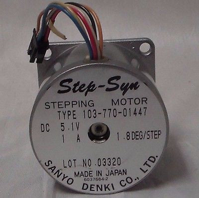 FUJI MINILAB MOTOR SANYO DENKI STEPPING MOTOR 103-770-01447 W PULLEY